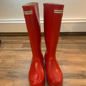 HUNTER BOOTS